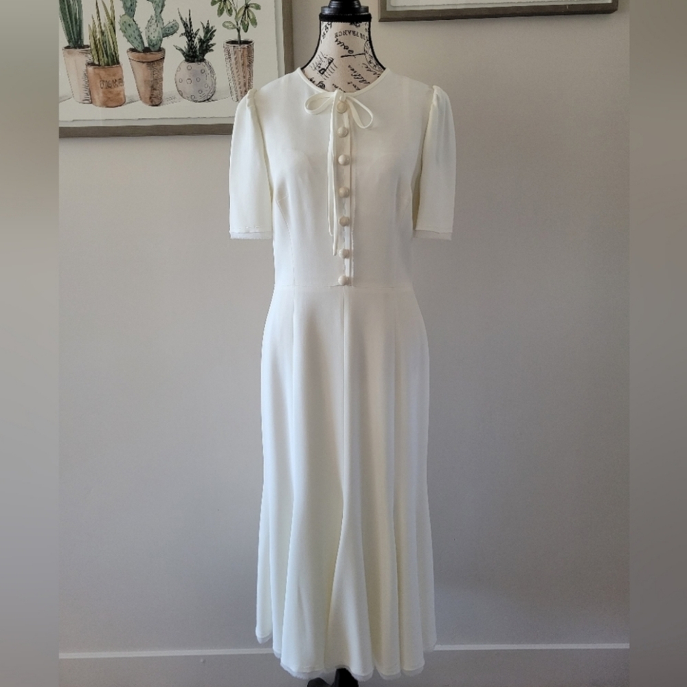 Dolce& Gabbana Bow-Emblished Cady Midi Dress. Size 44(Italian) to 8 US .